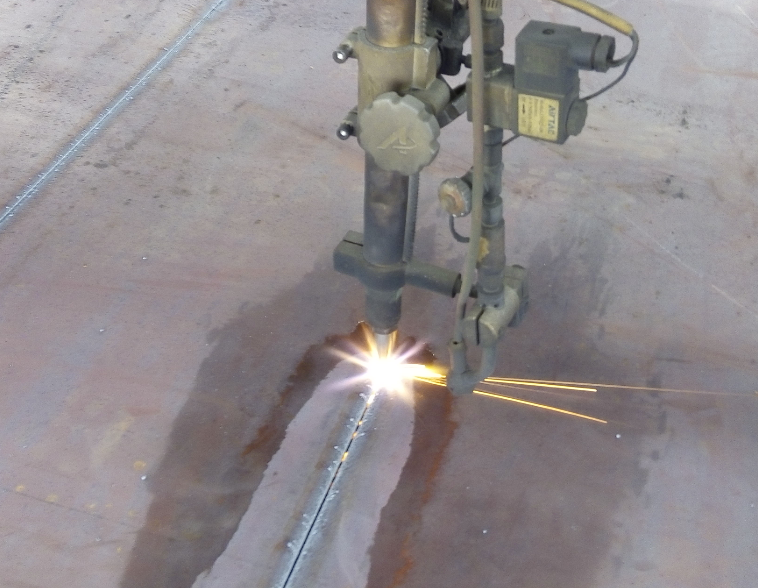 鋼板加工.png 鋼板加工.png